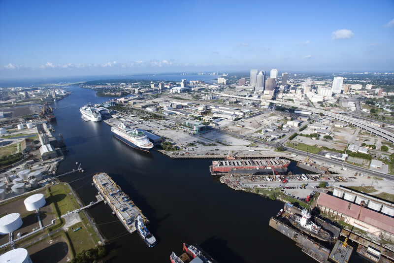 tampa bay_canstockphoto1603948 800x534